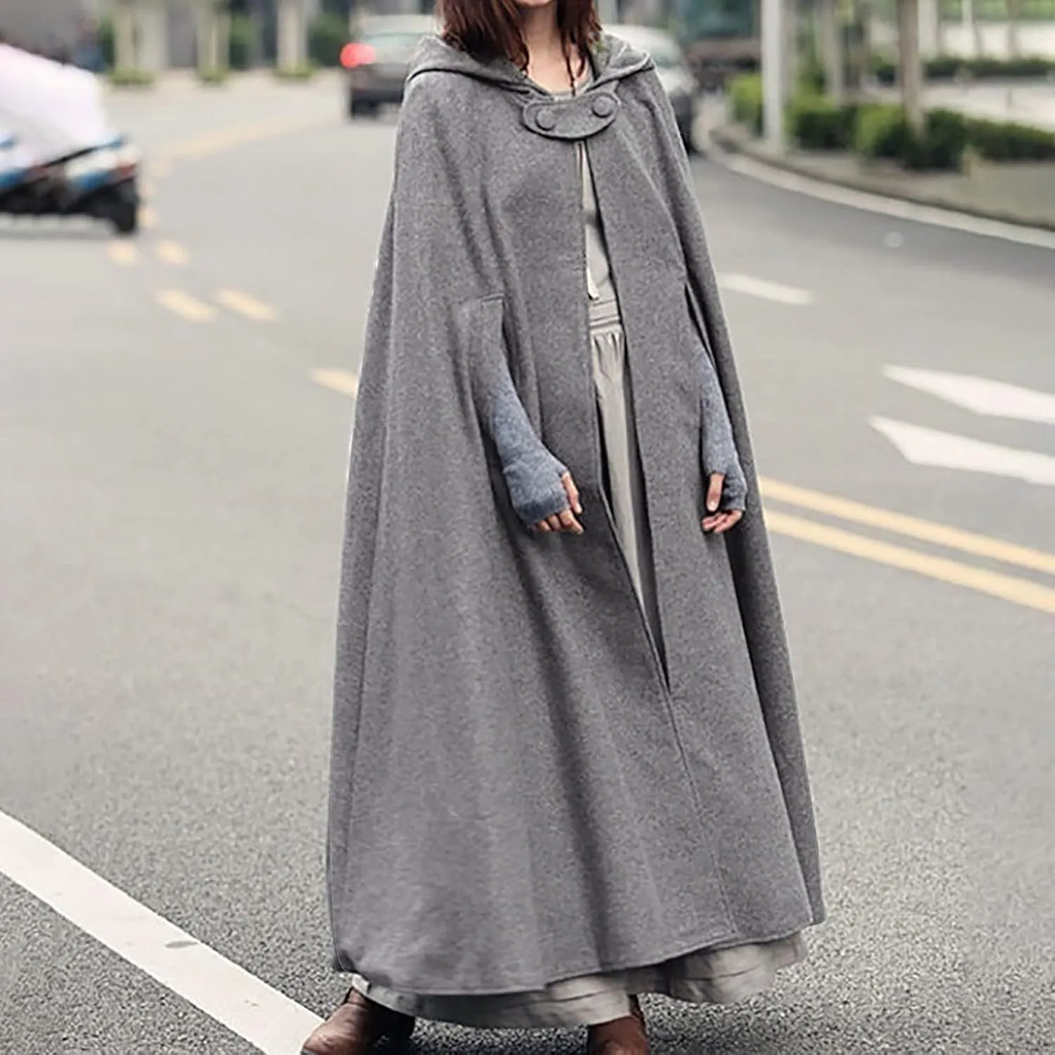 tuduoms Women's Winter Hooded Cape Trench Coat Wool Blend Long Cape Poncho Renaissance Witch Cosplay Cape Halloween Costumes